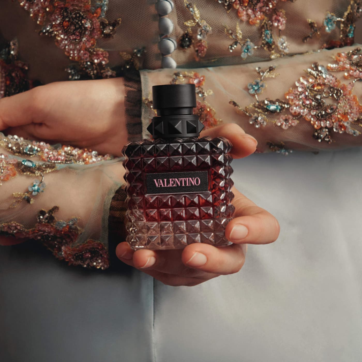 Valentino Donna Born in Roma Intense (100ml)